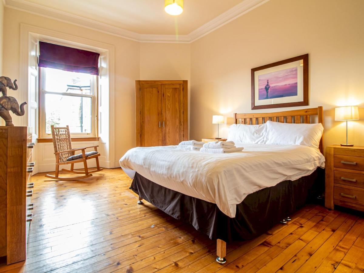 Pass The Keys Beautiful And Bright Georgian Style Morningside Apartment EDI Exterior photo